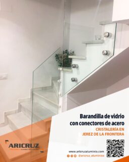 En Aricruz hemos realizado este proyecto de barandillas de vidrio con conectores en Jerez de la Frontera, una solución moderna que aporta ligereza visual, luminosidad y un acabado muy elegante. Perfectas para proteger sin perder amplitud ni protagonismo del espacio. ¿Te gustaría algo así en tu hogar o negocio? Escríbenos y te asesoramos.
.
☎️ 𝟔𝟖𝟓.𝟖𝟑𝟔.𝟔𝟔𝟔
📧 info@aricruzaluminio.com
.
#vidrioenjerezdelafrontera #cristaleriaenJerez #barandillasdevidrio