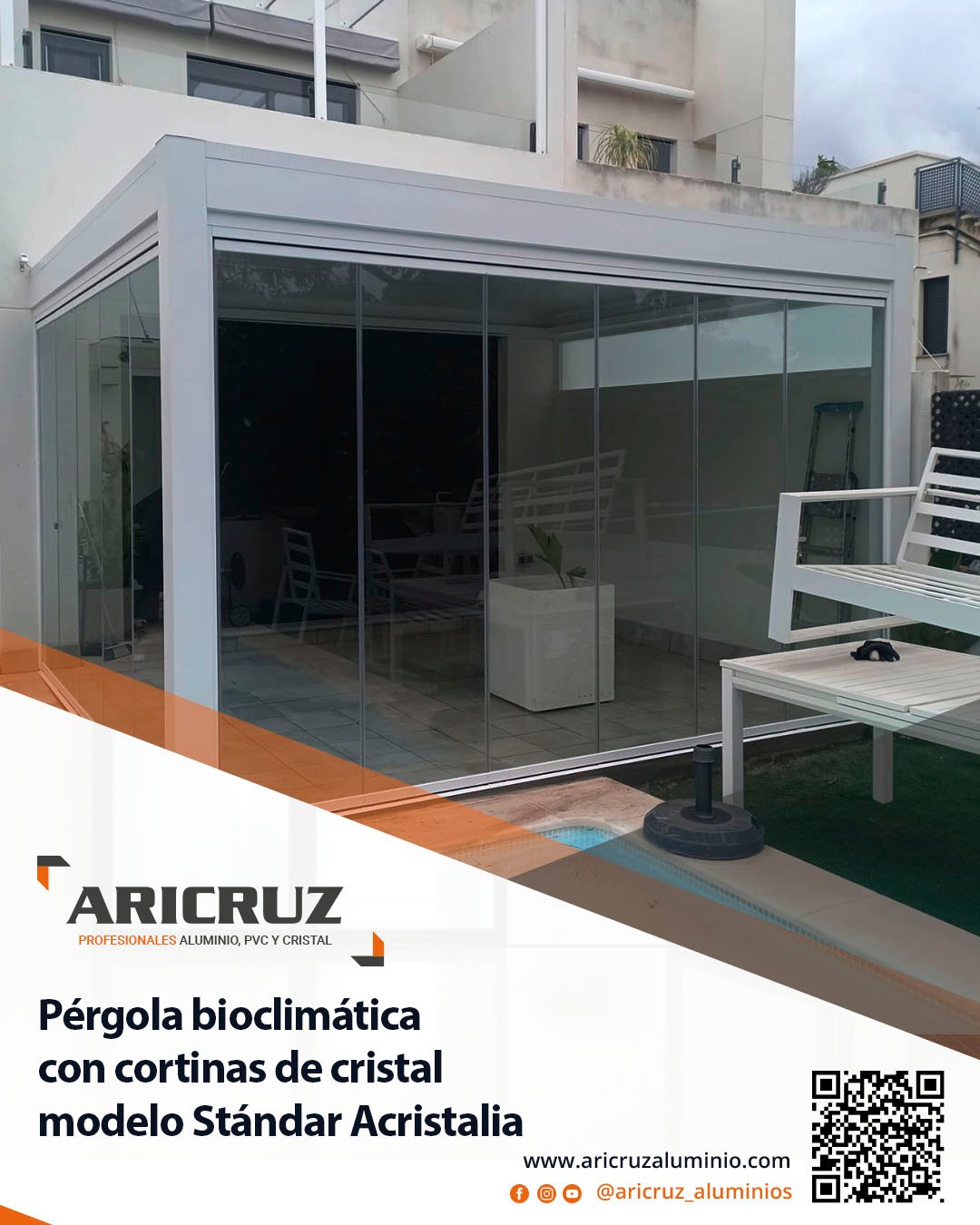 ✨🌿 En Aricruz hemos realizado la instalación de una pérgola bioclimática, creando un espacio exterior cómodo, elegante y totalmente aprovechable durante todo el año.
Además, el proyecto se completa con el cerramiento mediante cortinas de cristal modelo Standard de @acristalia_official , consiguiendo una zona protegida sin perder luz ni amplitud visual. Un resultado funcional, moderno y perfectamente integrado en la vivienda. 🏡✨
.
☎️ 𝟔𝟖𝟓.𝟖𝟑𝟔.𝟔𝟔𝟔
📧 info@aricruzaluminio.com
.
#pergolasbioclimaticas #cortinasdecristal #elpuertodesantamaria #cristaleriaenelpuertodesantamaria