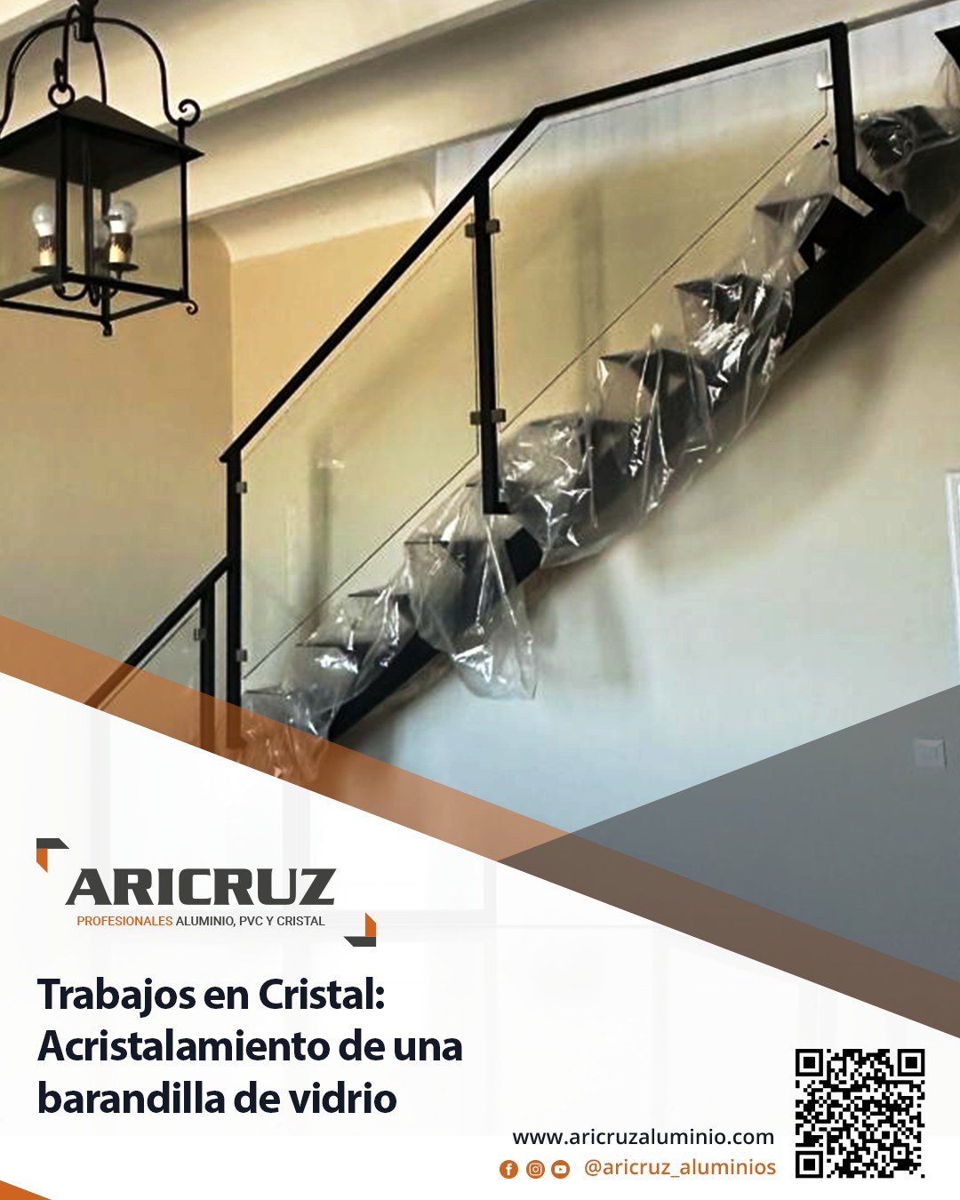 👉 Por si no lo sabías, en Aricruz somos tu cristalería en El Puerto de Santa María de confianza y hacemos todo tipo de trabajos con vidrio: puertas, cortinas, acristalamientos, etc. ✔ En este proyecto, realizamos el acristalamiento de esta barandilla con una estética minimalista y moderna. ¿Qué te parece?
.
☎️ 𝟔𝟖𝟓.𝟖𝟑𝟔.𝟔𝟔𝟔
📧 info@aricruzaluminio.com
.
#elpuertodesantamaria #jerezdelafrontera #cristaleria #trabajosconvidrio