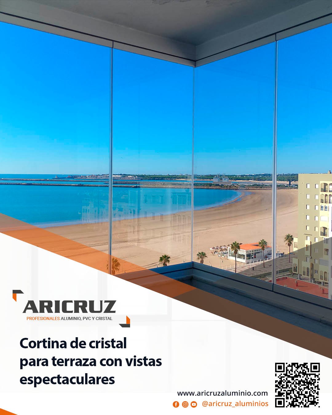 🌊 Cuando las vistas son así, lo último que quieres es perderlas. En este apartamento junto al mar hemos instalado un cerramiento de cortinas de cristal a medida, consiguiendo una terraza más protegida y versátil sin renunciar a la luz, la amplitud ni a unas vistas espectaculares. ✨
.
📞 685 836 666
📧 info@aricruzaluminio.com
.
#cortinasdecristal #cerramientosenvidrio #elpuertodesantamaria