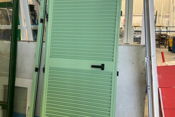 Puertas de aluminio a medida en El Puerto de Santa María