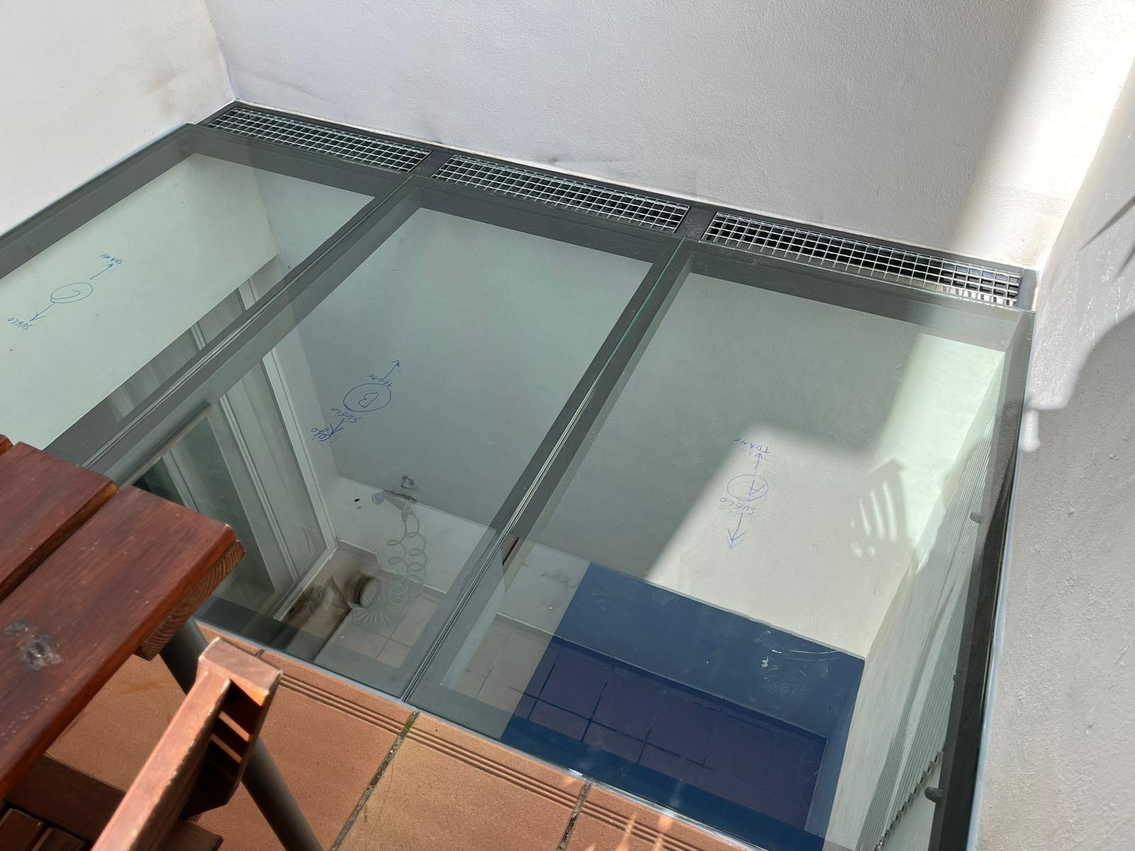 Cristalería en Conil. Proyecto de techo de vidrio.