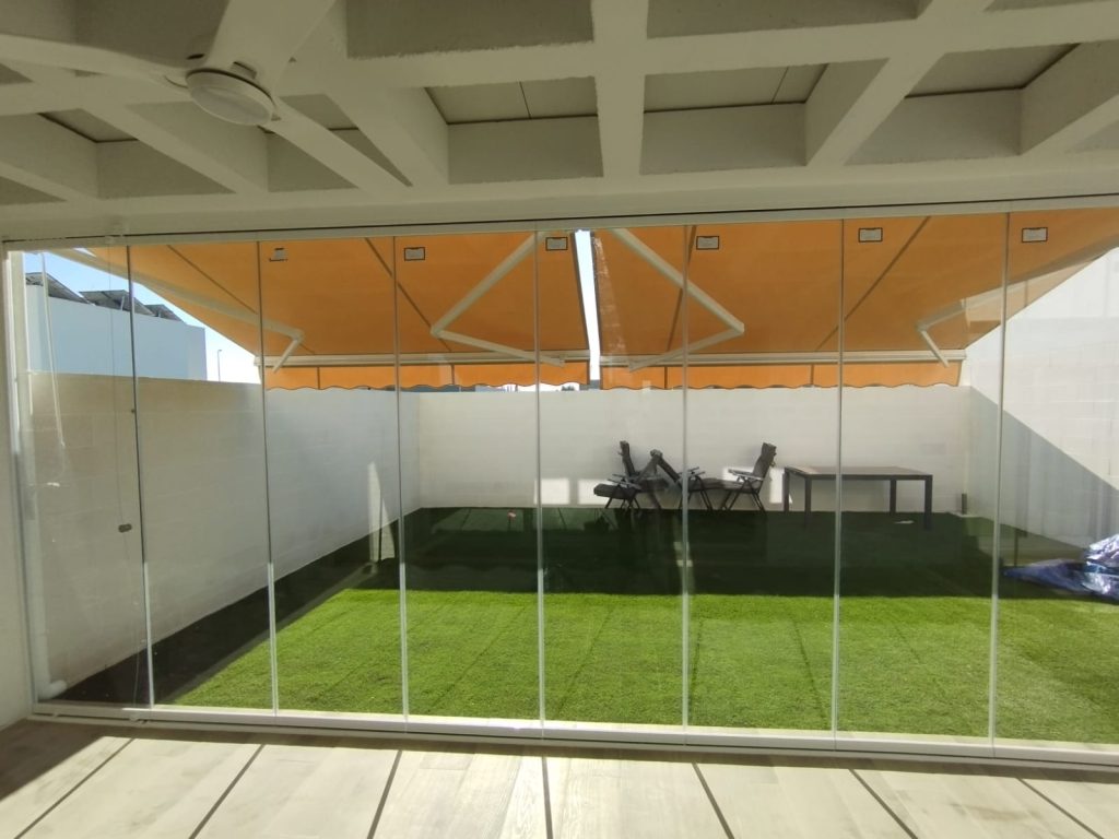 Cortinas de cristal en El Puerto de Santa María