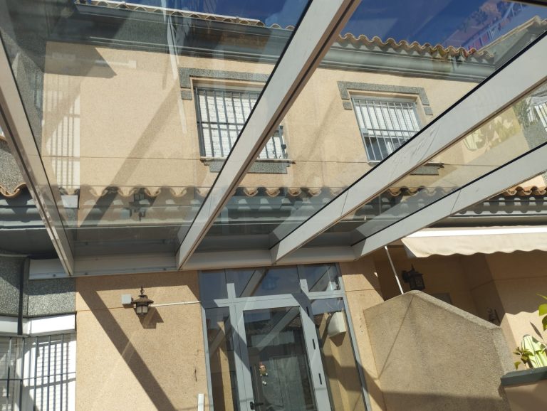 Techo de cristal en Jerez de la Frontera. Aricruz.