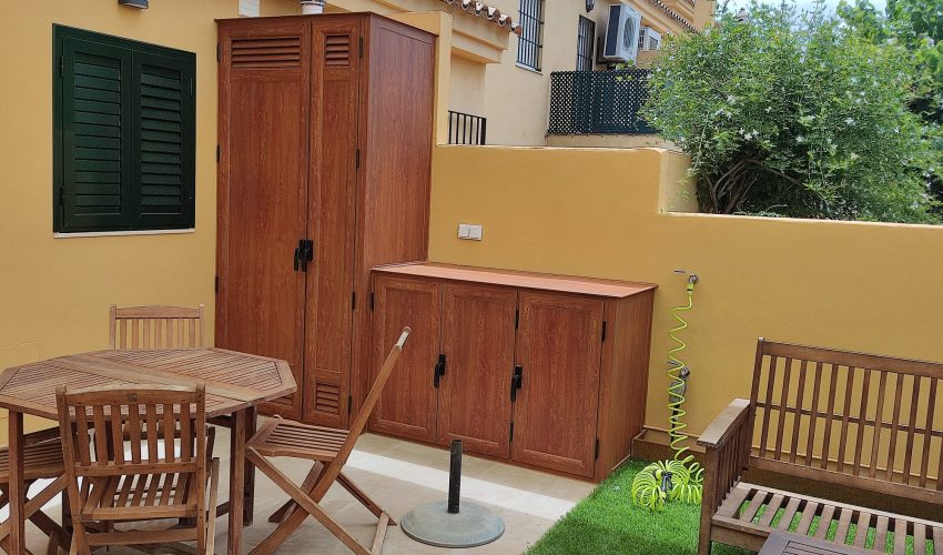 Muebles a medida de aluminio en Rota.