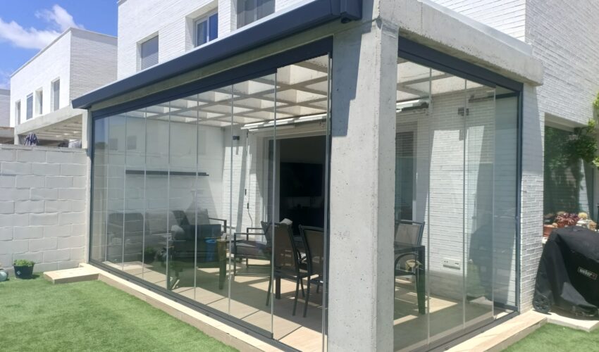 Cortina de Cristal Acristalia en Rota.