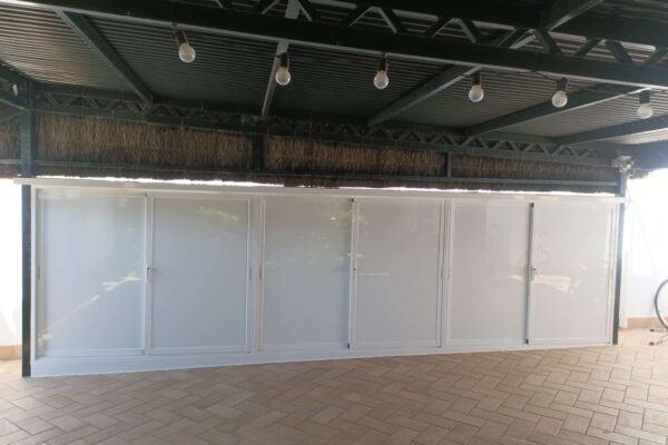 Muebles de aluminio a medida en El Puerto de Santa maría. Aricruz Aluminio.