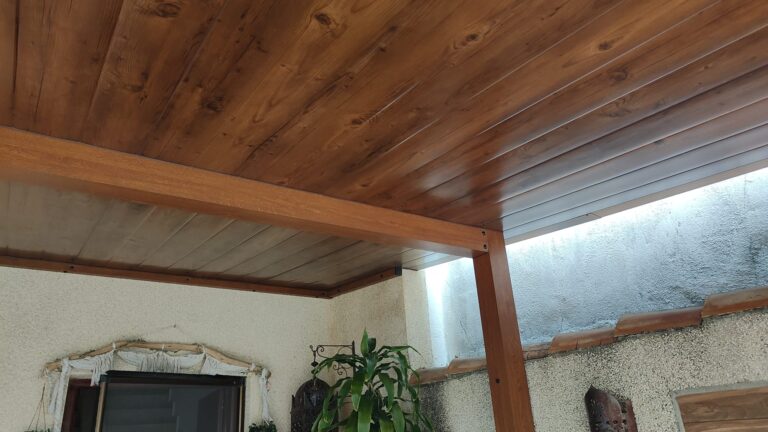 Techo fijo de aluminio en San fernando Imitación Madera