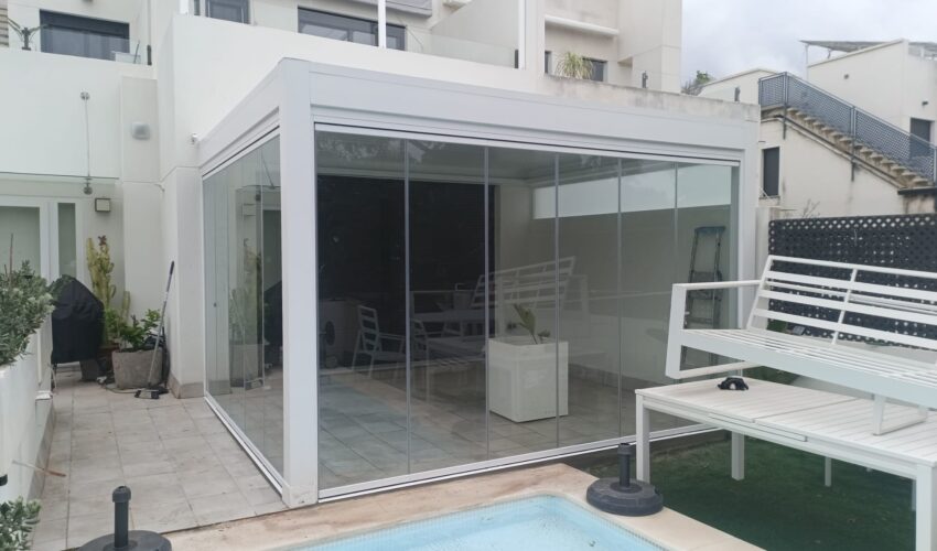 Cortinas de cristal en El puerto de santa maria.