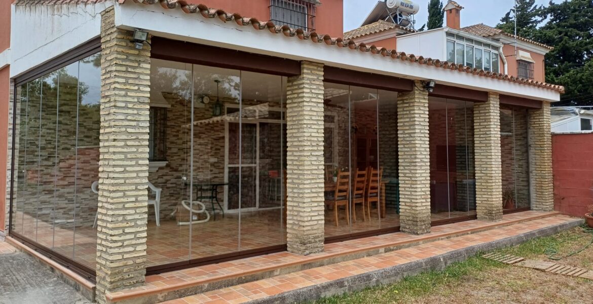 Cerramientos de cortinas de vidrio en vivienda. Aricruz Aluminio 3