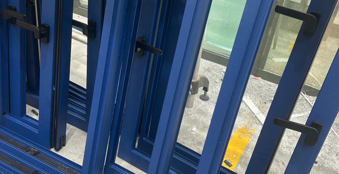 Perfiles de aluminio a medida Aricruz