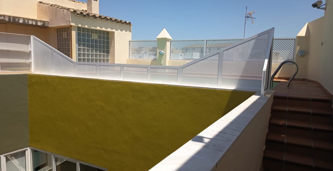 Separación de terraza con Aluminio Aricruz Aluminio