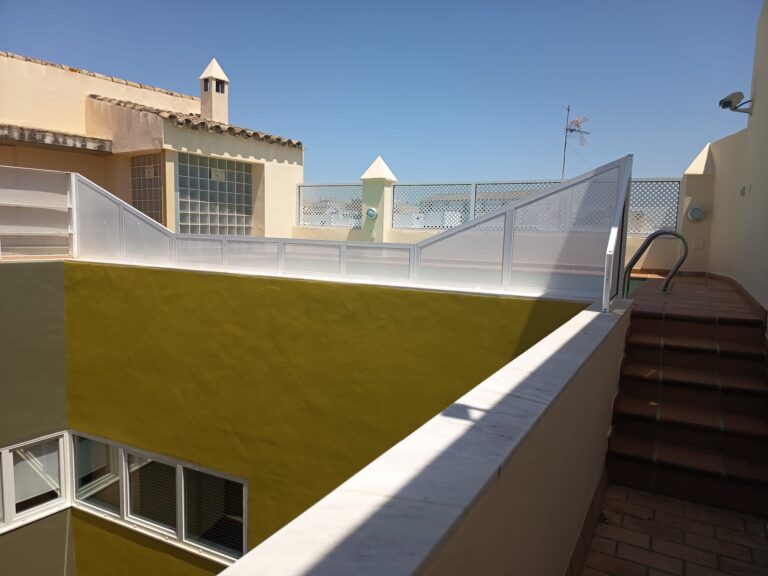 Separación de terraza con Aluminio Aricruz Aluminio